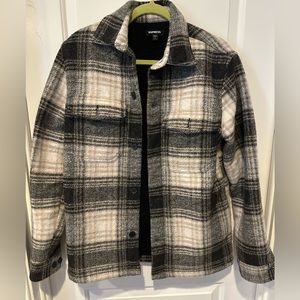 Wool lined flannel from Express. Great condition, no wear and tear. Sz. Small